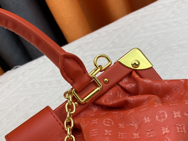 ルイヴィトンバッグ素材ディテール